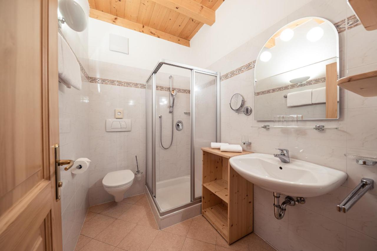 Hotel Torgglhof Caldaro Chambre photo