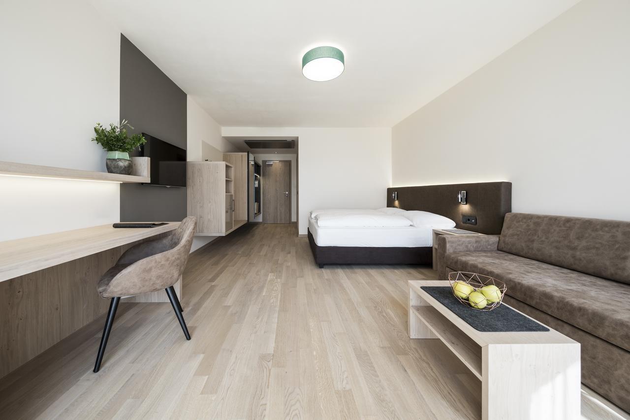 Hotel Torgglhof Caldaro Extérieur photo